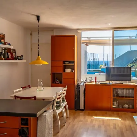 Apartment 201 Secure And Hygienized